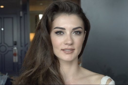 Burcu Özberk Kimdir? – Kaç yaşında? – Memleketi Neresi