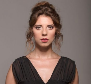 Ebru Ünlü Kimdir? – Kaç yaşında? – Memleketi Neresi