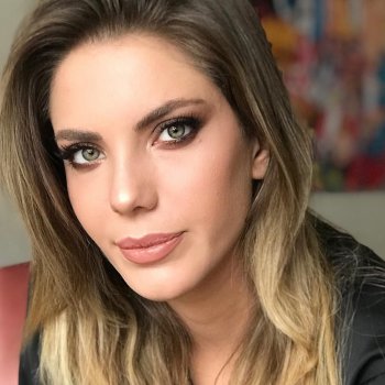 Eda Ece Kimdir? – Kaç yaşında? – Memleketi Neresi