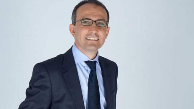 Emin Çapa Kimdir-Biyografisi ve Hayatı