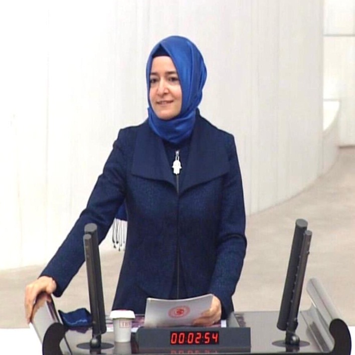Fatma Betül Sayan Kaya kimdir, Fatma Betül Sayan Kaya kaç yaşında? Nereli