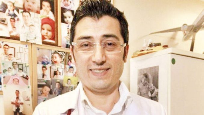 Hayri Gözlükgiller Kimdir-Biyografi ve Hayatı_1 Hayri Gözlükgiller Kimdir-Biyografi ve Hayatı