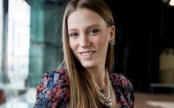 Serenay Sarıkaya Kimdir? – Kaç yaşında? – Memleketi Neresi