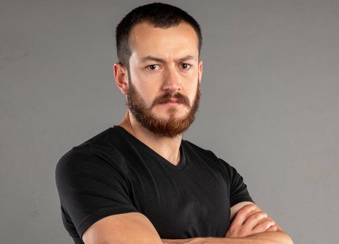 Sultan Reşat Hacıahmetoğlu Kimdir? – Kaç yaşında? – Memleketi Neresi