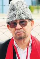 Yalçın Küçük Yalçın Küçük