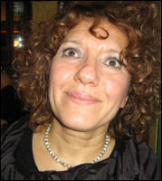 Ayşe Nil Şamlıoğlu Ayşe Nil Şamlıoğlu