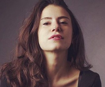 Burcu Bakdur kimdir, Burcu Bakdur kaç yaşında?