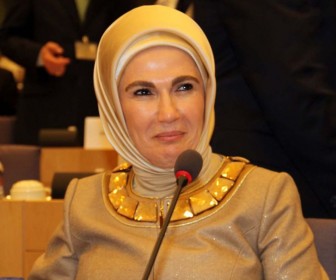 Emine Erdoğan kimdir, Emine Erdoğan kaç yaşında?