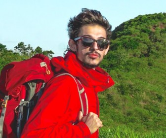 Emre Durmuş kimdir, Emre Durmuş kaç yaşında?