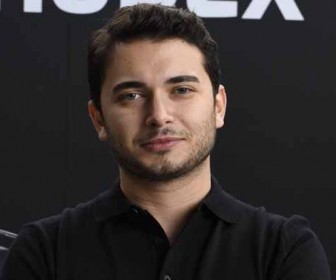 Faruk Fatih Özer kimdir, Faruk Fatih Özer kaç yaşında?