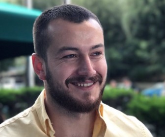 Reşat Hacıahmetoğlu kimdir, Reşat Hacıahmetoğlu kaç yaşında?