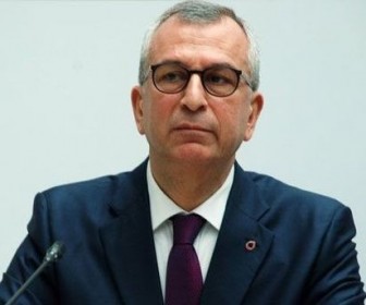 Yavuz Erkut kimdir, Yavuz Erkut kaç yaşında?