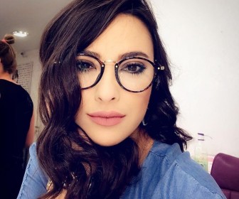 Yıldız Yakar kimdir, Yıldız Yakar kaç yaşında?