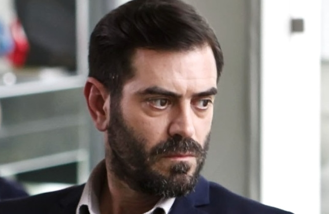 Teoman Kumbaracıbaşı Kimdir, evi nerede? kaç yaşında