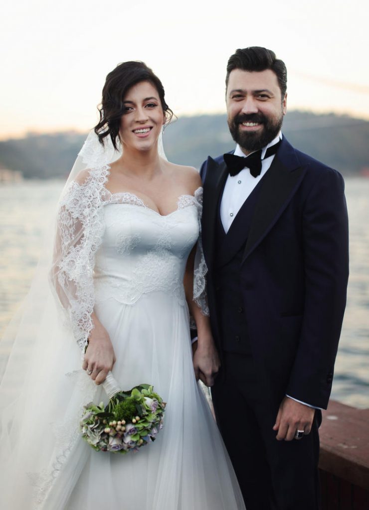 burcu-gonder-esi-kimdir-740x1024-1