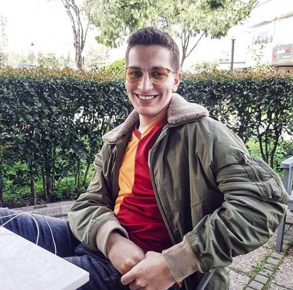 cagatay-ulusoy-kac-kardesi-var