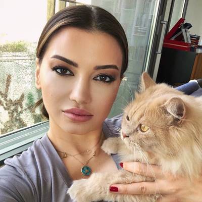 esra-ezmeci-iletic59fim esra ezmeci iletişim
