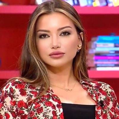 esra-ezmeci-instagram esra ezmeci instagram