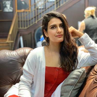 Fatima Sana Shaikh kaç yaşında