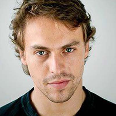 Metin Akdülger sevgilisi