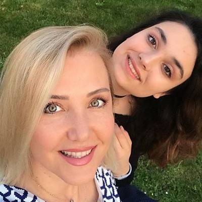 tolga-ec59fiz-kimdir-ne-ic59f-yapar tolga eşiz kimdir ne iş yapar berna laçin kızı biyografi