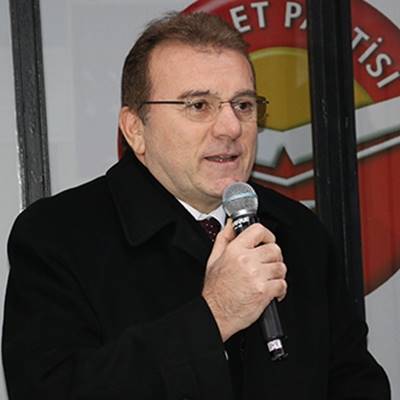 vecdet-oz-kimdir Vecdet Öz kimdir